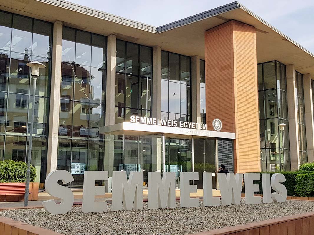 Semmelweis Universität Budapest, Ungarn - Medizinstudium im Ausland Semmelweis Universität Budapest, Ungarn - Medizinstudium im Ausland